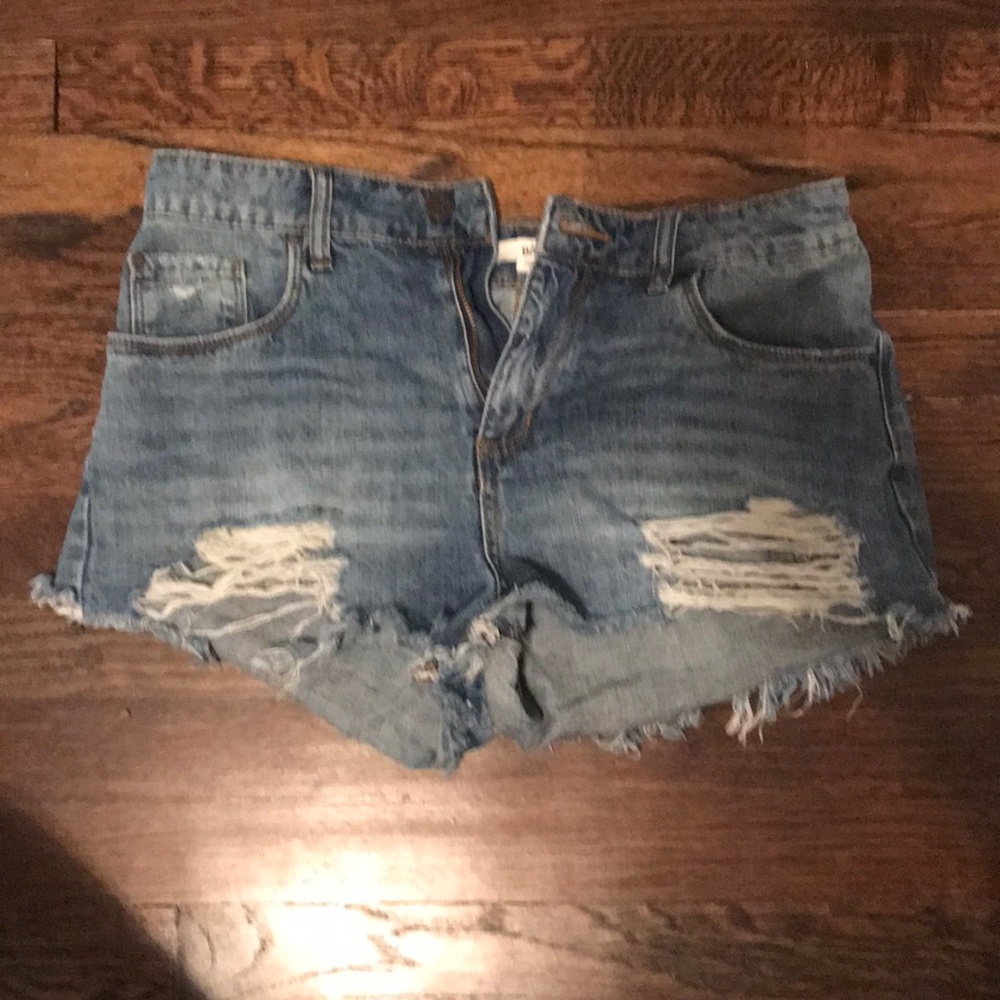 distressed jean shorts